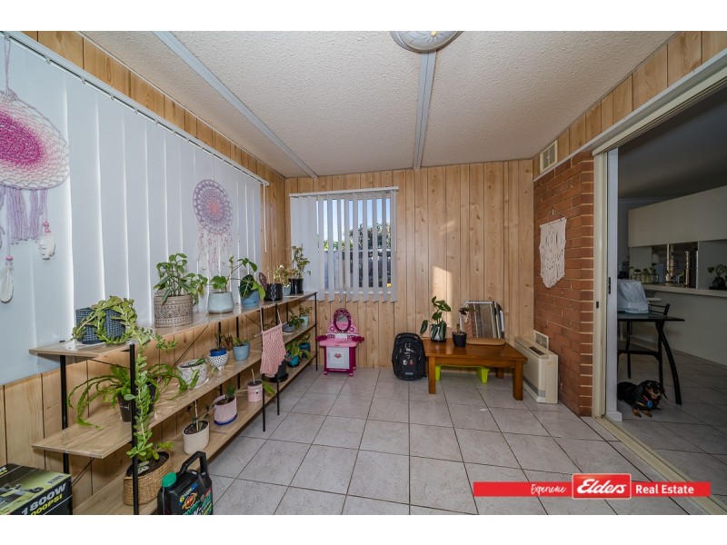 16A Grady Court, Waikiki WA 6169