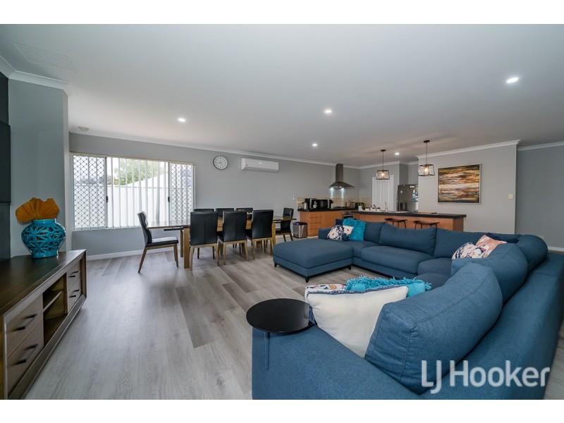 4 Seaspray Place, Waikiki WA 6169