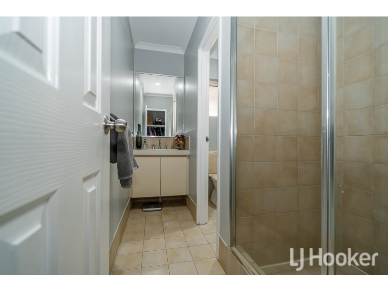 4 Seaspray Place, Waikiki WA 6169