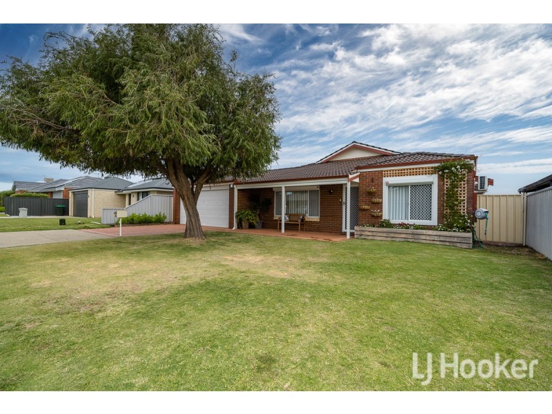 4 Seaspray Place, Waikiki WA 6169