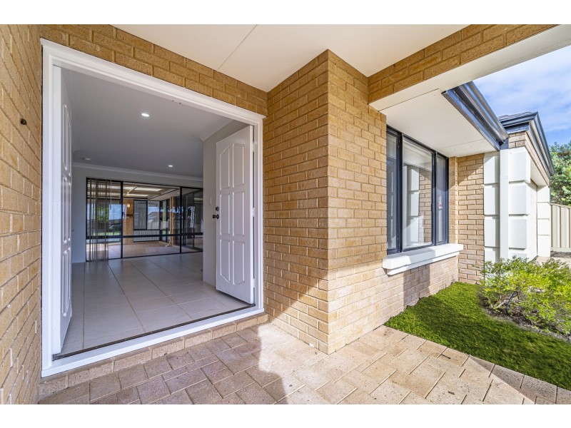16 L’Esterel Way, Port Kennedy WA 6172