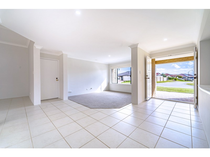 16 L’Esterel Way, Port Kennedy WA 6172