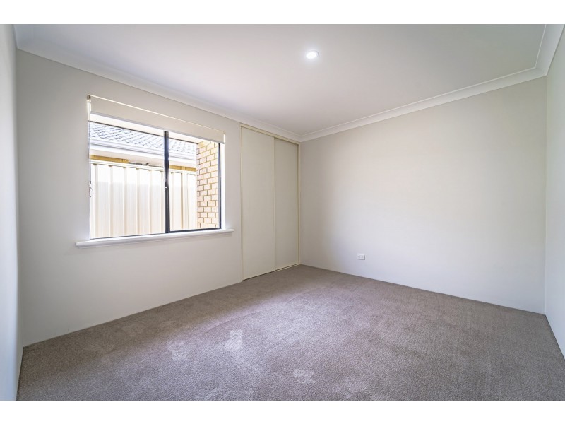 16 L’Esterel Way, Port Kennedy WA 6172