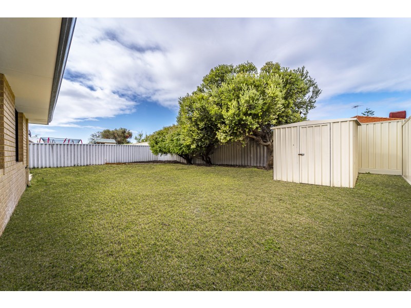 16 L’Esterel Way, Port Kennedy WA 6172