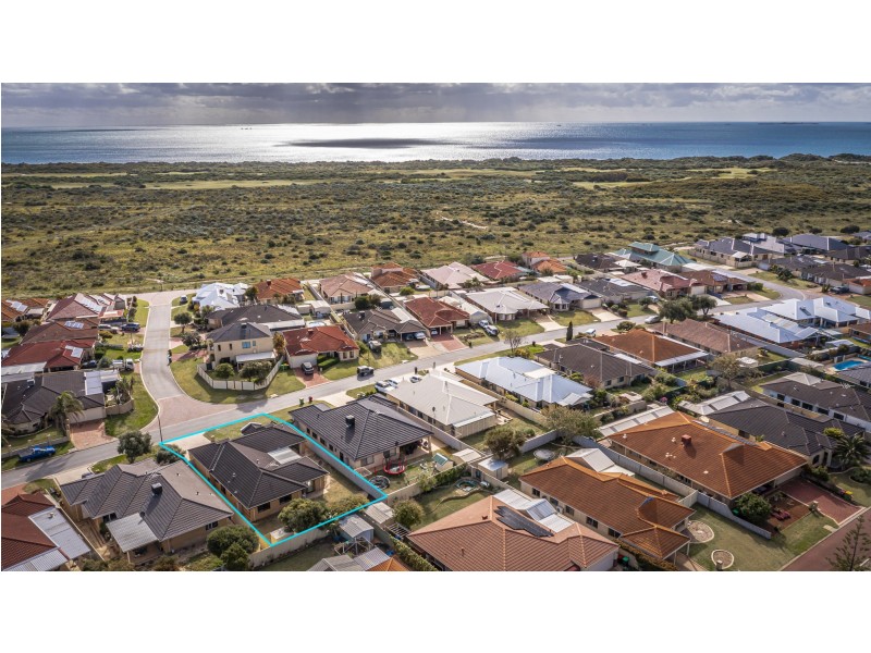 16 L’Esterel Way, Port Kennedy WA 6172