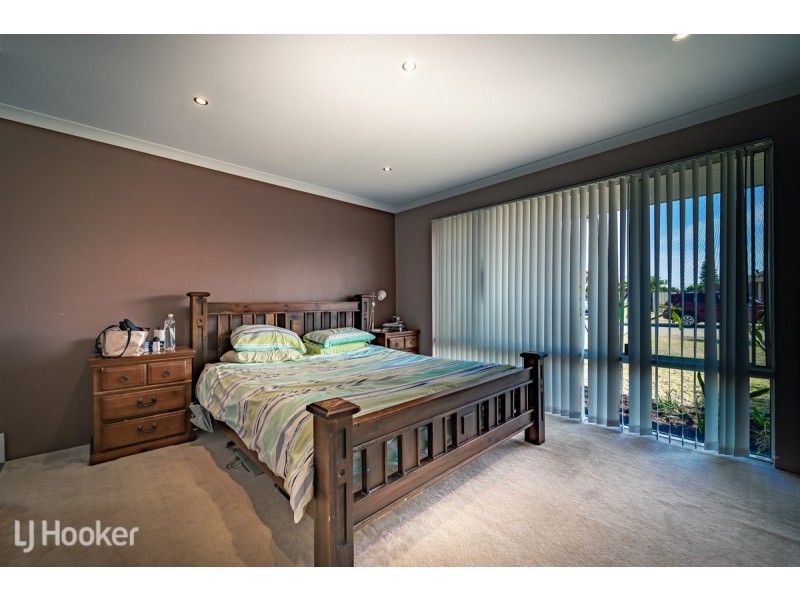 33 Oceanrunner Boulevard, Shoalwater WA 6169