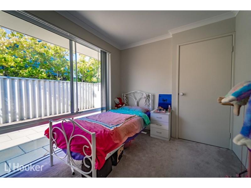 33 Oceanrunner Boulevard, Shoalwater WA 6169