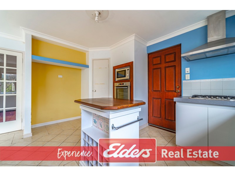 9 Mirror Cove, Waikiki WA 6169