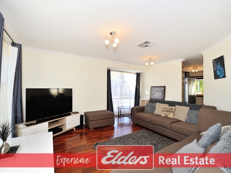 8 Doncaster Gardens, Port Kennedy WA 6172