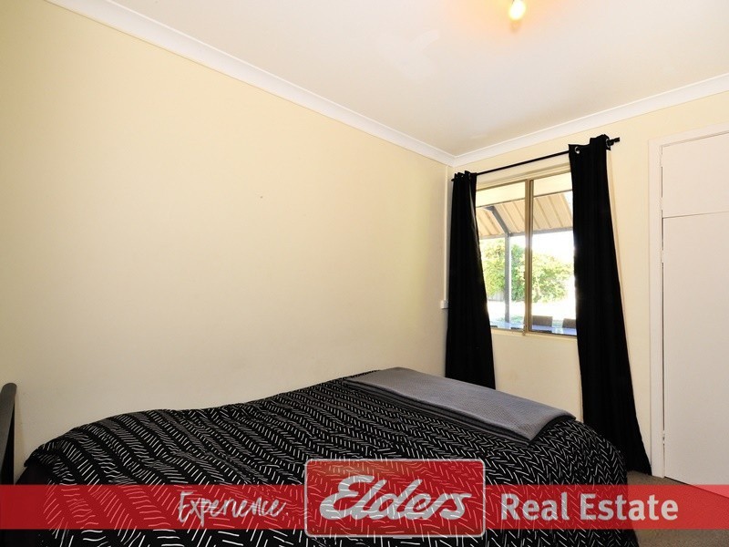 8 Doncaster Gardens, Port Kennedy WA 6172