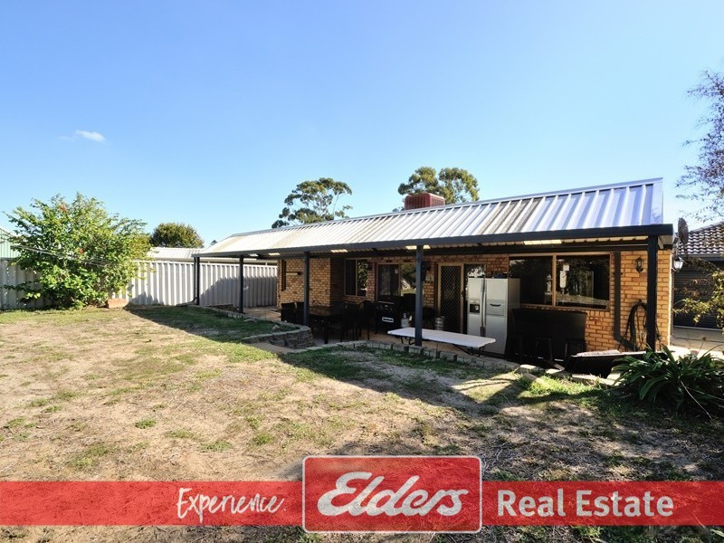 8 Doncaster Gardens, Port Kennedy WA 6172