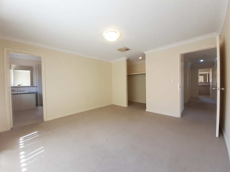 20 Elwell Street, Secret Harbour WA 6173