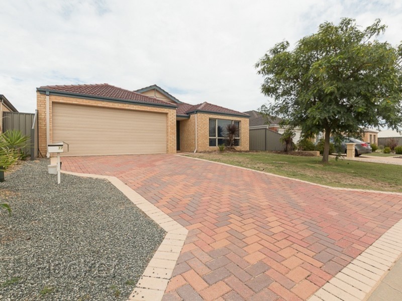 17 Colreavy Ramble, Baldivis WA 6171