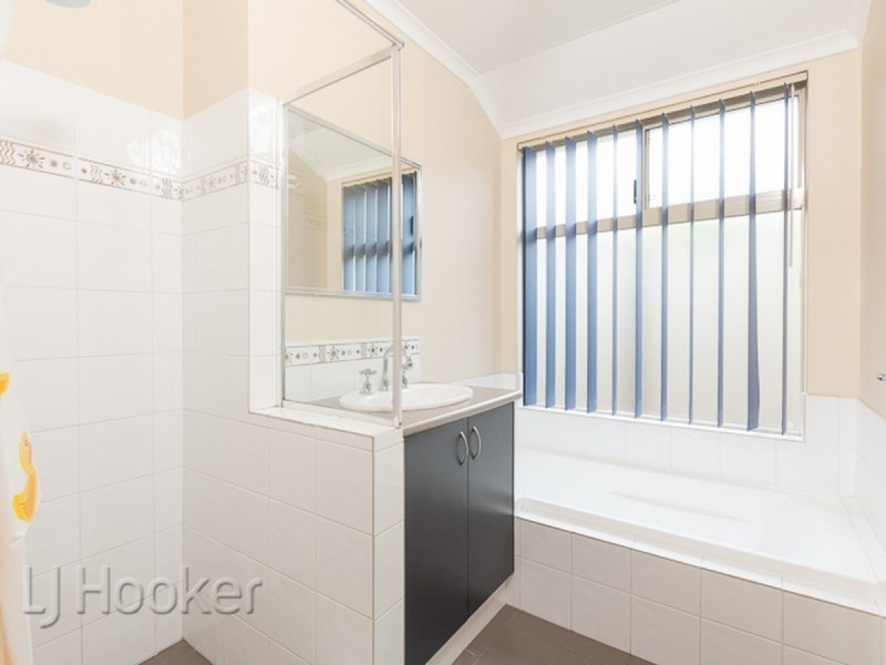 17 Colreavy Ramble, Baldivis WA 6171