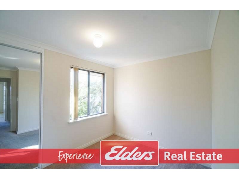 2/2 Churchill Avenue, Dudley Park WA 6210