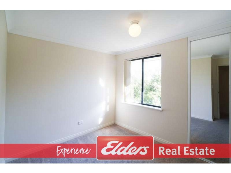 2/2 Churchill Avenue, Dudley Park WA 6210