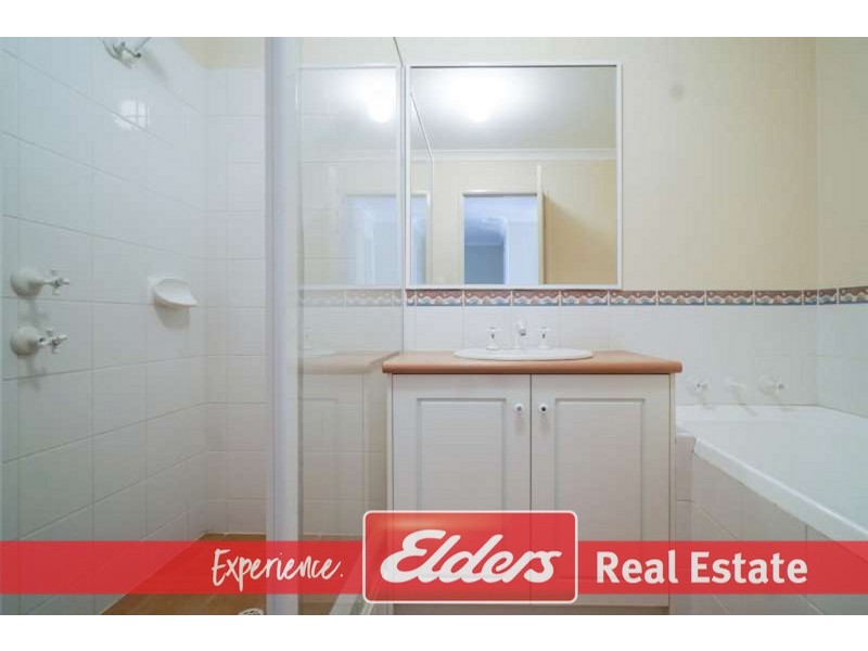 2/2 Churchill Avenue, Dudley Park WA 6210