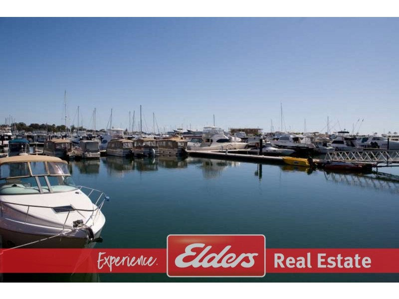 2/2 Churchill Avenue, Dudley Park WA 6210