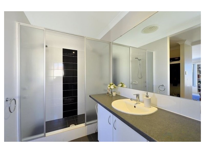 188 Badgerup Avenue, Lakelands WA 6180