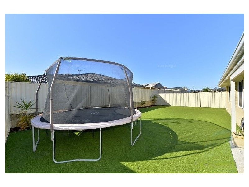188 Badgerup Avenue, Lakelands WA 6180