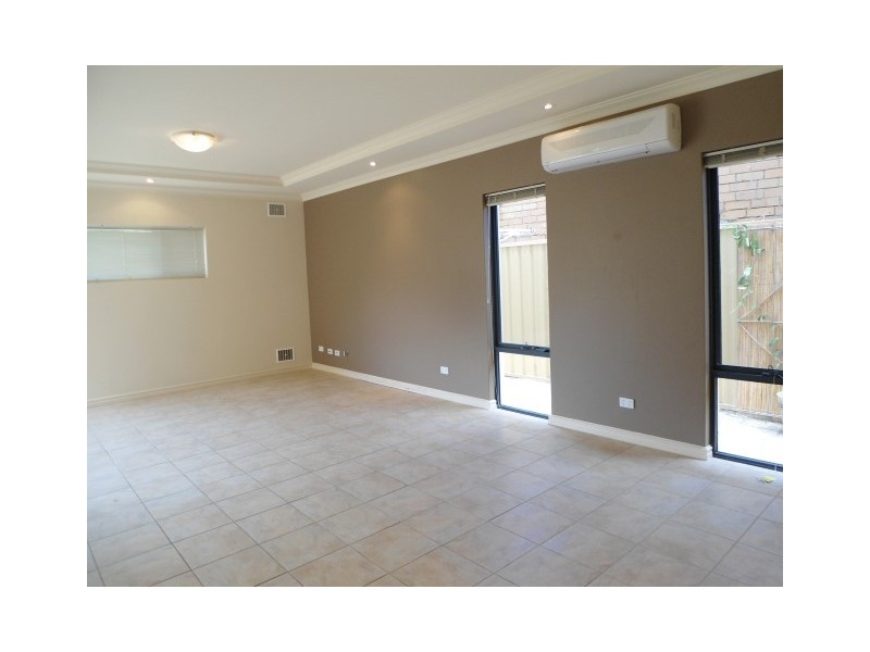5D Hillman Street, Rockingham WA 6168