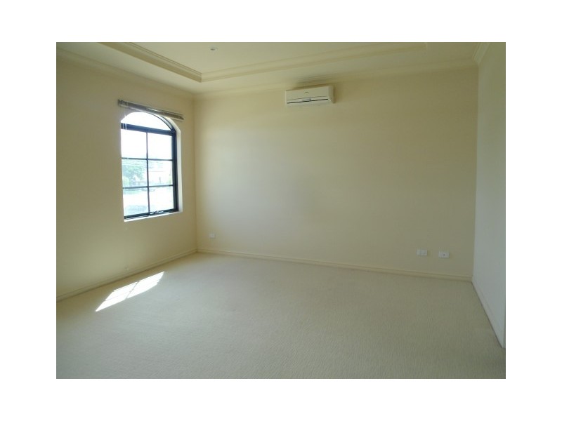 5D Hillman Street, Rockingham WA 6168