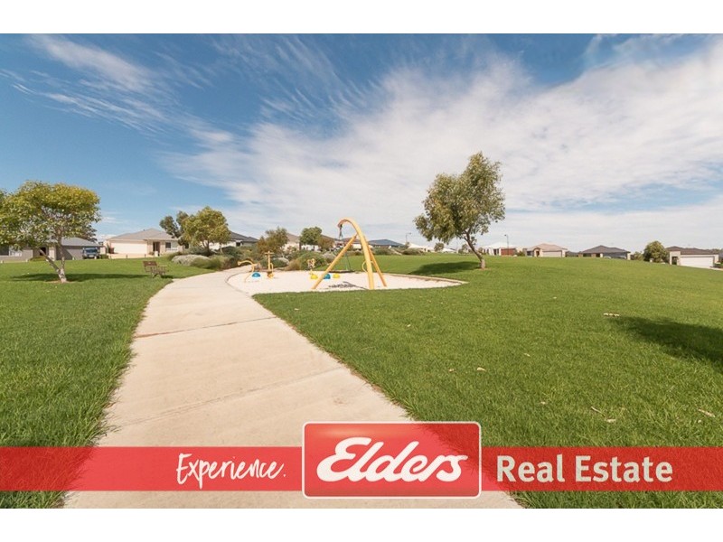 25 Huggins Way, Baldivis WA 6171