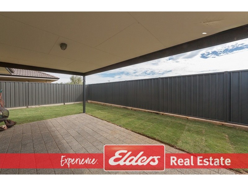 25 Huggins Way, Baldivis WA 6171