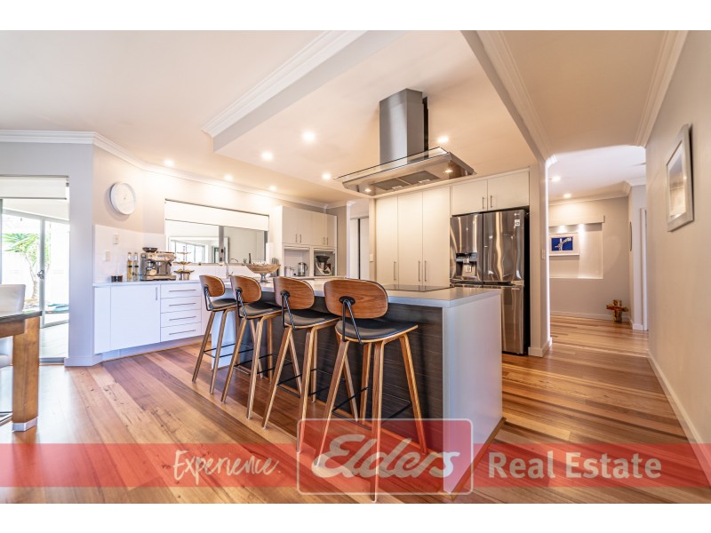 11 Oceanrunner Boulevard, Shoalwater WA 6169