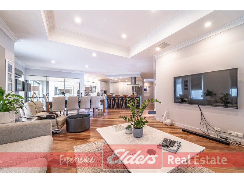 11 Oceanrunner Boulevard, Shoalwater WA 6169