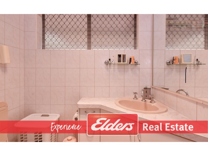 11 Farrington Street, Warnbro WA 6169