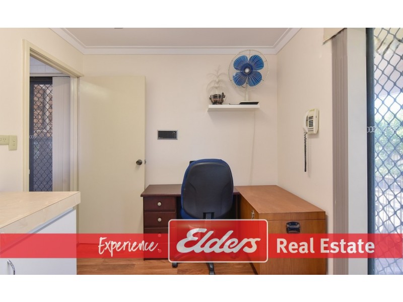 11 Farrington Street, Warnbro WA 6169