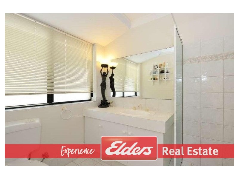 32 Grand Ocean Boulevard, Port Kennedy WA 6172