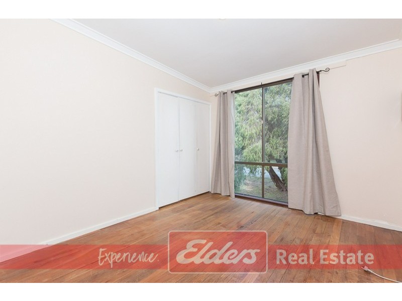 8 Pollard Way, Warnbro WA 6169