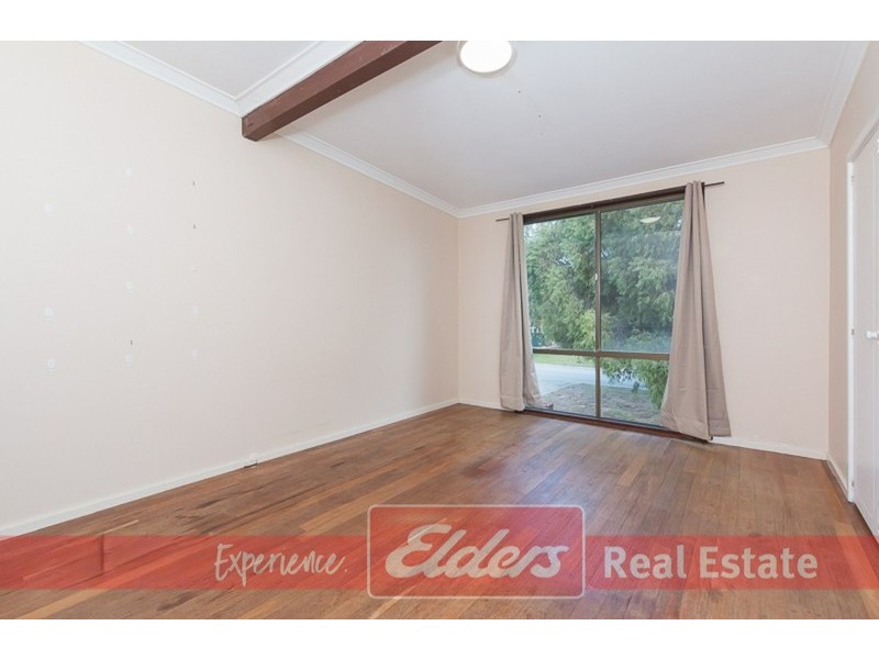 8 Pollard Way, Warnbro WA 6169