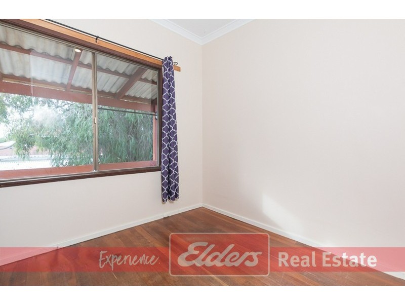 8 Pollard Way, Warnbro WA 6169