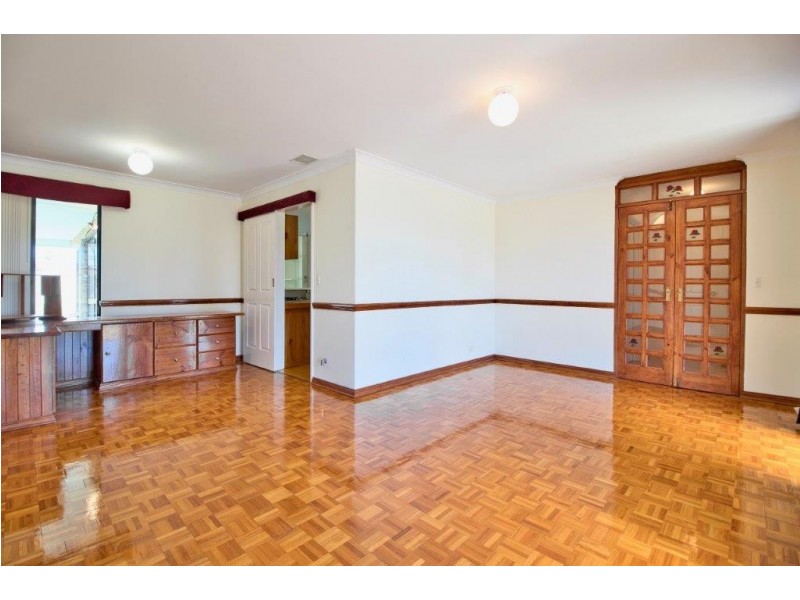 5 Pandora Way, Waikiki WA 6169