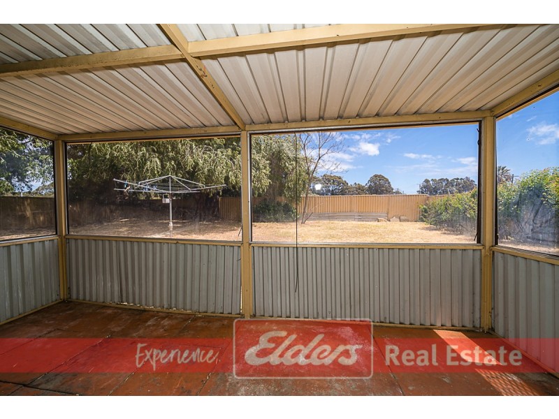 2 Sun Place, Greenfields WA 6210