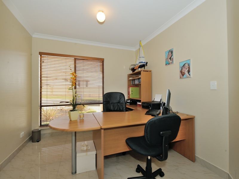 13 Drummonds Approach, Secret Harbour WA 6173