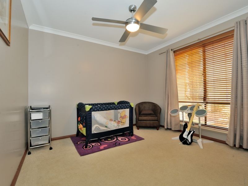 13 Drummonds Approach, Secret Harbour WA 6173