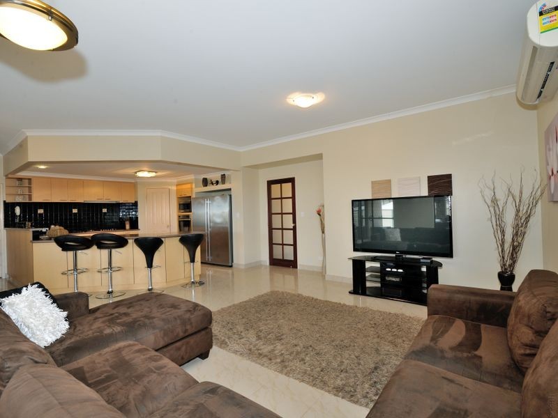 13 Drummonds Approach, Secret Harbour WA 6173