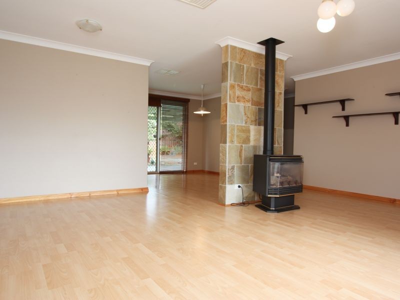 17 Stainer Avenue, Rockingham WA 6168