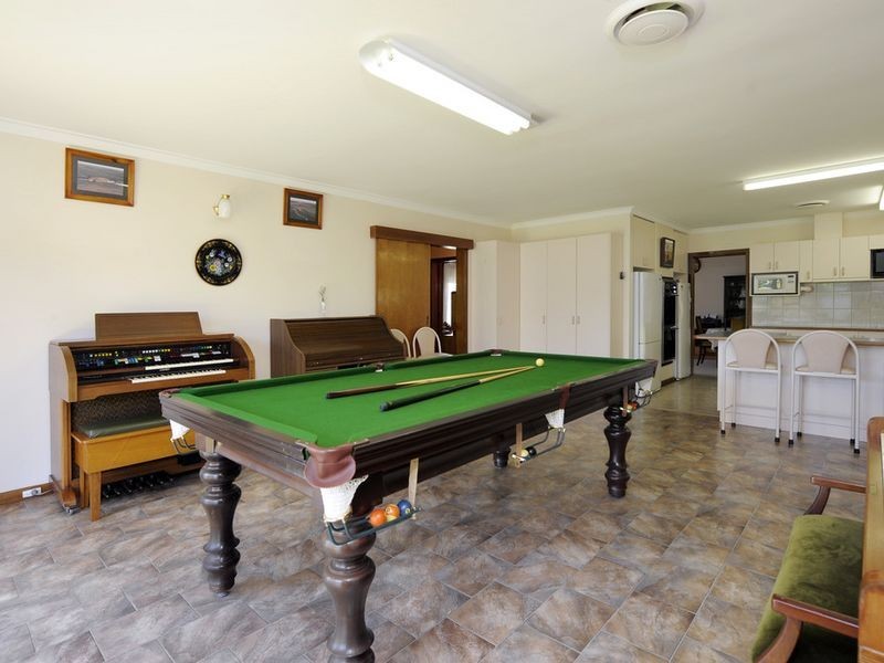 15 McClure Street, Safety Bay WA 6169