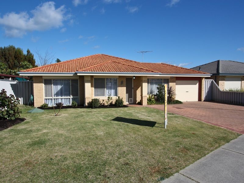 8 Lindeman Court, Waikiki WA 6169