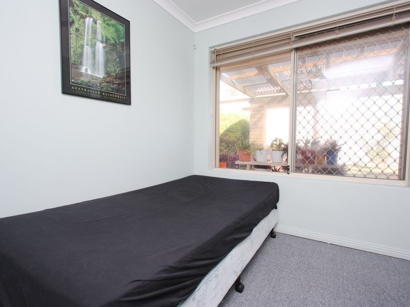 8 Lindeman Court, Waikiki WA 6169