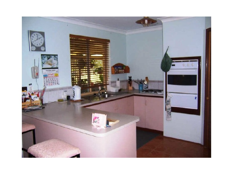 6 Whitechurch Mews, Port Kennedy WA 6172