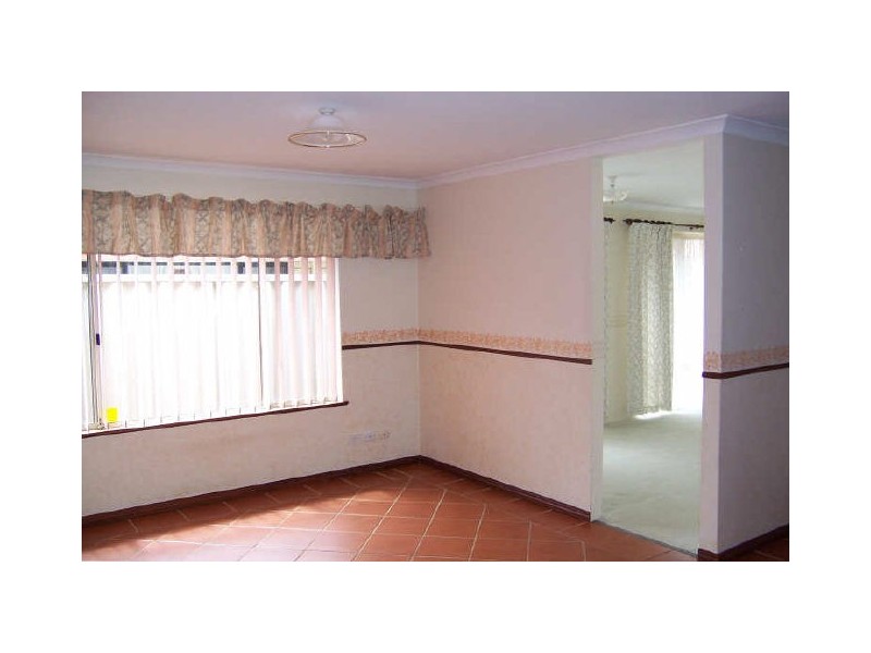 33 Link Way, Cooloongup WA 6168
