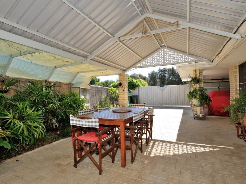 9 Bunbury Place, Rockingham WA 6168