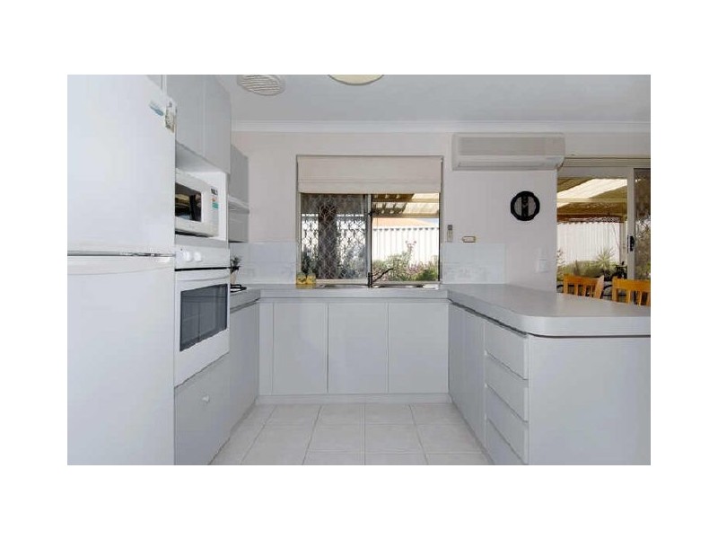 7a Narooma Close, Waikiki WA 6169