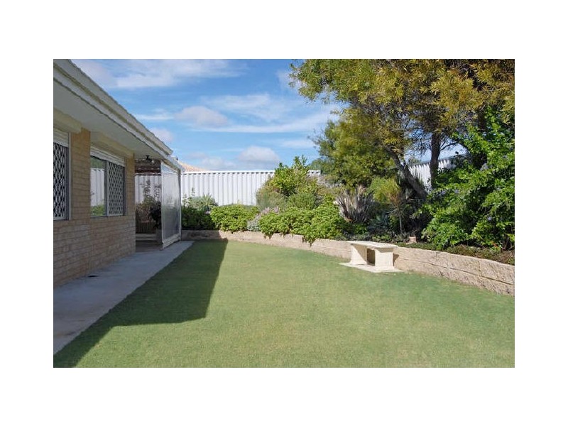 7a Narooma Close, Waikiki WA 6169